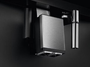 Встраиваемая кофемашина Electrolux KBC85Z фото 4 в Челябинске