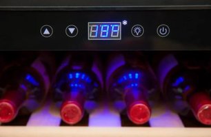 Винный шкаф Coldvine C180-KSF2 фото 4 в Челябинске Винный шкаф Cold Vine C180-KSF2 фото 4 в Челябинске