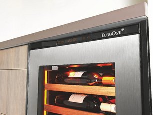 Встраиваемый монотемпературный винный шкаф EuroCave V-INSP-M I-090017-M фото 4 в Челябинске