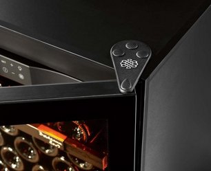 Мультитемпературный винный шкаф EuroCave S-PURE-M P-300011-M фото 4 в Челябинске