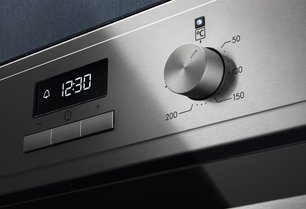 Духовой шкаф Электролюкс EOF3H50BX фото 3 в Челябинске Духовой шкаф Electrolux EOF3H50BX фото 3 в Челябинске