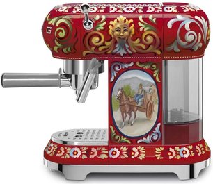 Кофемашина Смег ECF01DGEU фото 2 в Челябинске Кофемашина Smeg ECF01DGEU фото 2 в Челябинске