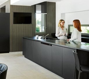 Встраиваемый монотемпературный винный шкаф V-INSP-S EuroCave I-090014-S фото 3 в Челябинске