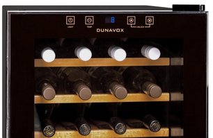 Винный шкаф Дунавокс DX-28.88KF фото 3 в Челябинске Винный шкаф Dunavox DX-28.88KF фото 3 в Челябинске