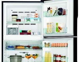 Холодильник Хитачи R-V 472 PU8 BBK фото 2 в Челябинске Холодильник Hitachi R-V 472 PU8 BBK фото 2 в Челябинске