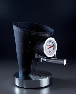 Кофеварка Бугатти Espresso Machine DIVA Denim фото 3 в Челябинске Кофеварка Bugatti Espresso Machine DIVA Denim фото 3 в Челябинске