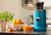 Соковыжималка NOVIS Vita Juicer синяя фото 4 в Челябинске Соковыжималка NOVIS Vita Juicer синяя фото 4 в Челябинске