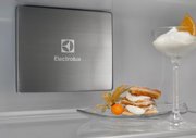 Встраиваемый холодильник Electrolux ENP7TD75S фото 4 в Челябинске