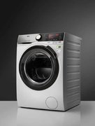 Стирально-сушильная машина AEG L8WBC61S фото 2 в Челябинске