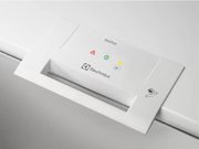 Морозильный ларь Electrolux EC4201AOW фото 4 в Челябинске
