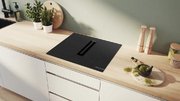 Индукционная варочная панель с вытяжкой Bosch PVS611B16E фото 2 в Челябинске
