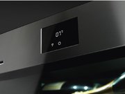 Холодильный шкаф для вина Smeg CVI318RWX2 фото 2 в Челябинске