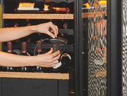 Встраиваемый двухтемпературный винный шкаф EuroCave D-INSP-M I-090020-M фото 3 в Челябинске