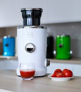Соковыжималка NOVIS Vita Juicer белая фото 3 в Челябинске Соковыжималка NOVIS Vita Juicer белая фото 3 в Челябинске