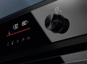 Духовой шкаф Electrolux EOC6P77H фото 3 в Челябинске