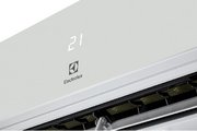 Инверторная сплит-система Electrolux EACS/I-09HAL/N8 фото 4 в Челябинске