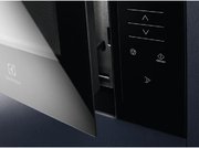 Встраиваемая микроволновая печь Electrolux KMFE172TEX фото 3 в Челябинске