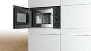 Встраиваемая микроволновая печь Bosch BFL520MB0 фото 4 в Челябинске
