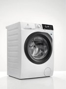 Стирально-сушильная машина Electrolux EW7WR361S фото 2 в Челябинске