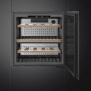 Встраиваемый холодильный шкаф для вина Smeg CVI129B3 фото 3 в Челябинске