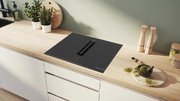Индукционная варочная панель с вытяжкой Bosch PVQ695H26E фото 2 в Челябинске