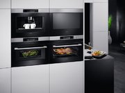 Духовой шкаф AEG KMR761000M фото 2 в Челябинске