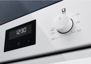 Духовой шкаф Electrolux OEF 3H70 TW фото 3 в Челябинске