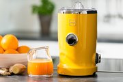 Соковыжималка NOVIS Vita Juicer желтая фото 2 в Челябинске Соковыжималка NOVIS Vita Juicer желтая фото 2 в Челябинске