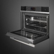 Компактный духовой шкаф с пароваркой Smeg SF4104WVCPN фото 4 в Челябинске