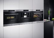 Духовой шкаф AEG KMR761000W фото 4 в Челябинске