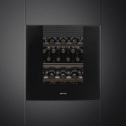Встраиваемый холодильный шкаф для вина Smeg CVI129B3 фото 2 в Челябинске