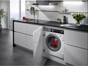 Встраиваемая стиральная машина AEG L8FBE48SRI фото 4 в Челябинске