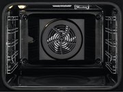 Духовой шкаф Electrolux EOC8P39WX фото 3 в Челябинске