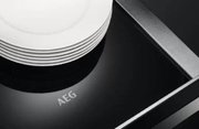 Встраиваемый ящик для подогрева посуды AEG KDE911424B фото 3 в Челябинске