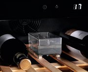 Встраиваемый винный шкаф Electrolux EWS4020B5B фото 4 в Челябинске