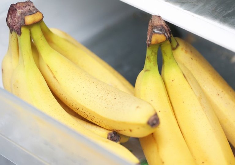 Можно ли, как и сколько хранить бананы в холодильнике