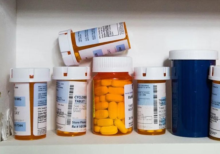 Можно ли, как и сколько хранить таблетки в холодильнике