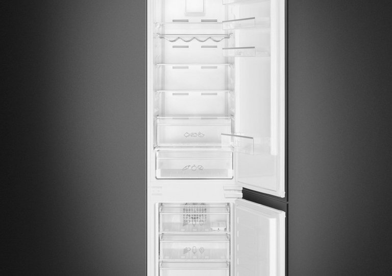 Обзор холодильника Smeg C8194TNE