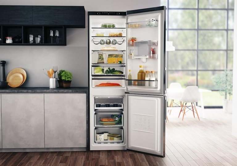 Что лучше: No Frost или капельная система в холодильнике?