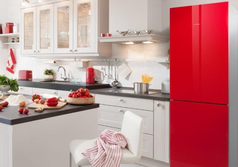 Как перевесить дверь холодильника Bosch