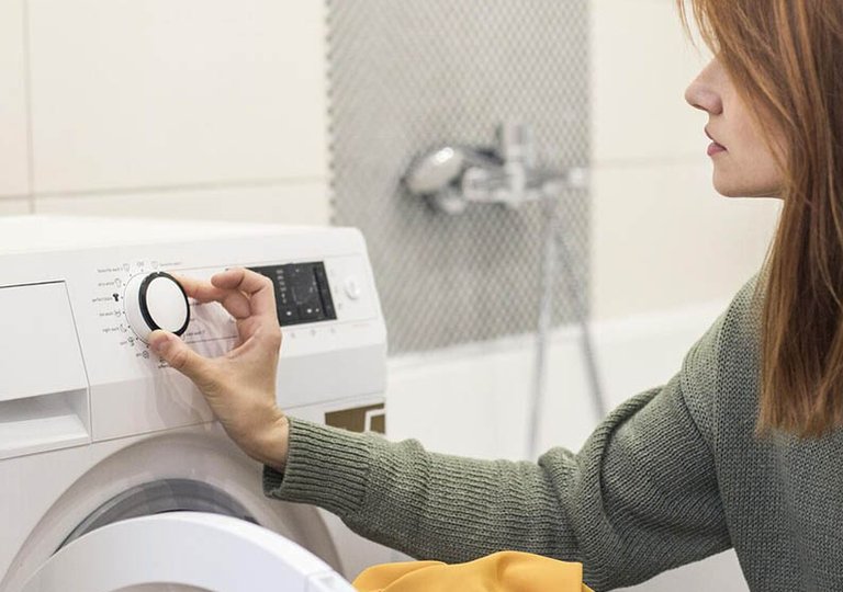 Почему может не включаться стиральная машина?