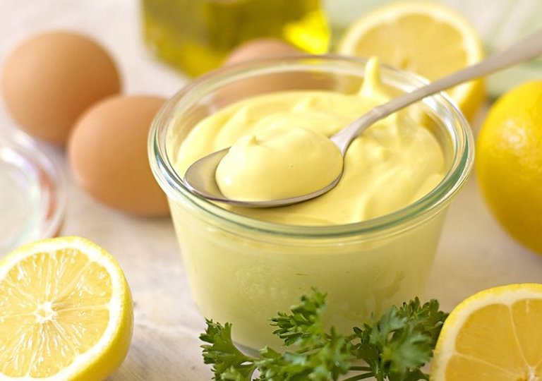 Можно ли, как и сколько хранить майонез в холодильнике