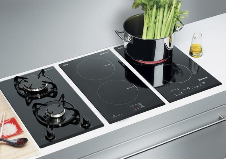 Сенсорное управление варочной панели не работает: что делать