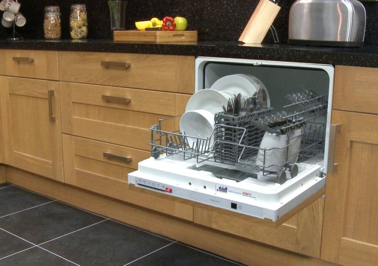 Каких размеров бывают встраиваемые посудомоечные машины